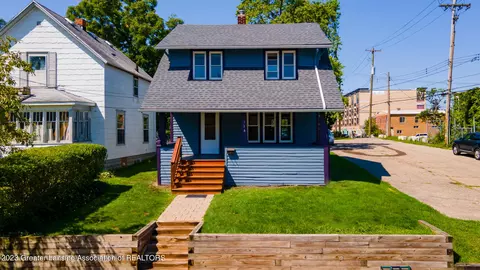 116 S Magnolia Ave, Lansing, MI 48912