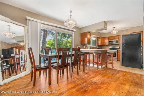 2410 Leon Ave, Lansing, MI 48906 photo 15