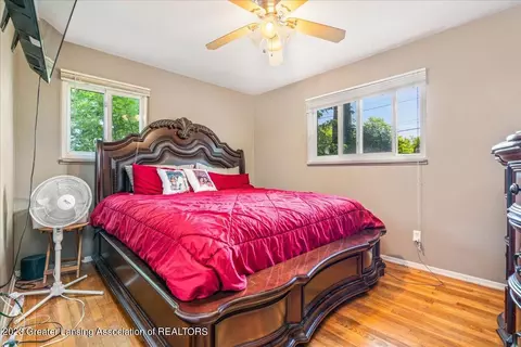 2410 Leon Ave, Lansing, MI 48906 photo 12