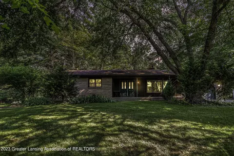 13555 S Wright Rd, Eagle, MI 48822 photo 2
