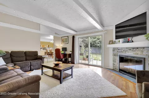 13165 Old Hickory Trl, Dewitt, MI 48820 photo 5