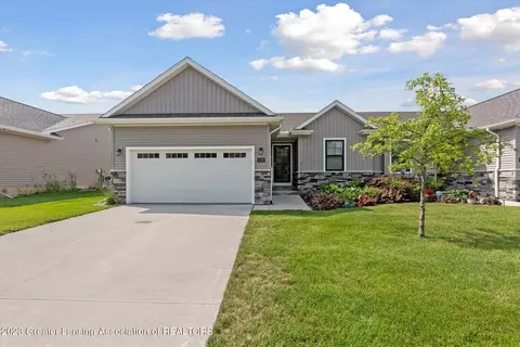 154 Vansickle Dr, Charlotte, MI 48813