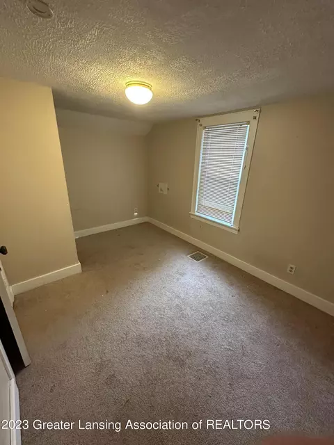 13621 Webster Rd, Bath, MI 48808 photo 12