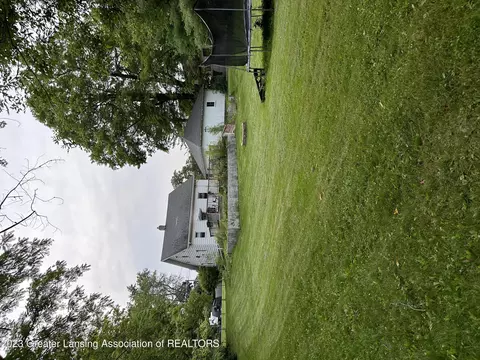 13621 Webster Rd, Bath, MI 48808