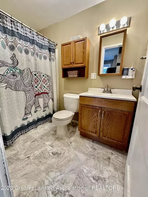 13621 Webster Rd, Bath, MI 48808 photo 7