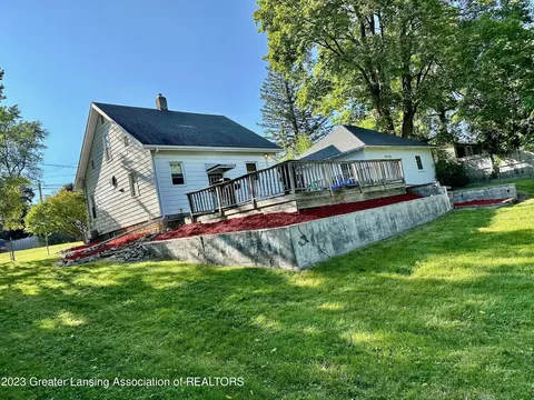 13621 Webster Rd, Bath, MI 48808 photo 3
