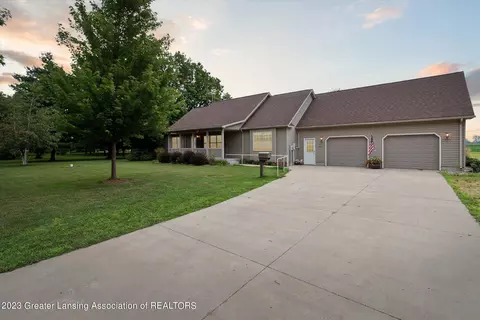 6292 N Watson Rd, Elsie, MI 48831