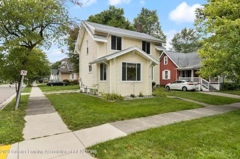 820 Smith Ave, Lansing, MI 48910