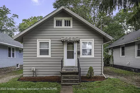 122 S Mifflin Ave, Lansing, MI 48912