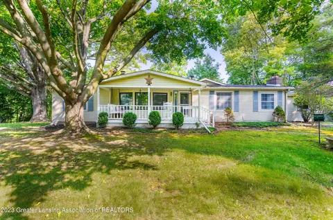 6331 N Seymour Rd, Owosso, MI 48867