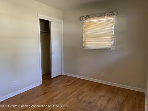 5015 Devonshire Ave, Lansing, MI 48910 photo 10