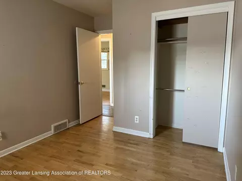5015 Devonshire Ave, Lansing, MI 48910 photo 12