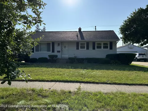 5015 Devonshire Ave, Lansing, MI 48910 photo 2