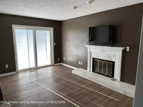 5015 Devonshire Ave, Lansing, MI 48910 photo 8