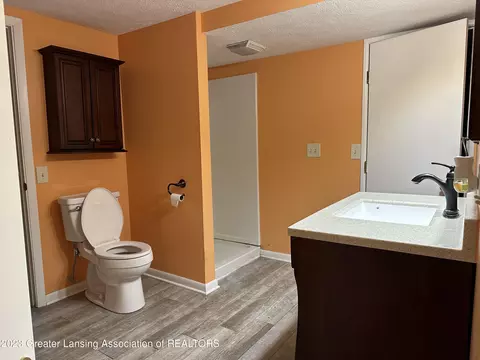 5015 Devonshire Ave, Lansing, MI 48910 photo 18