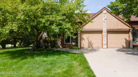 1324 Brookside Dr, Lansing, MI 48917