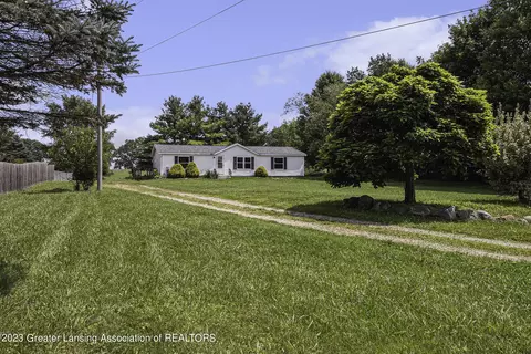 5075 Freiermuth Rd, Stockbridge, MI 49285