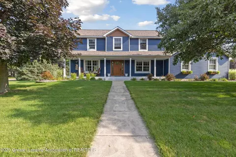 504 Windy Rush Ln, Dewitt, MI 48820