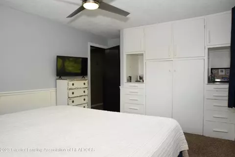5550 Marsh Rd, Haslett, MI 48840 photo 10