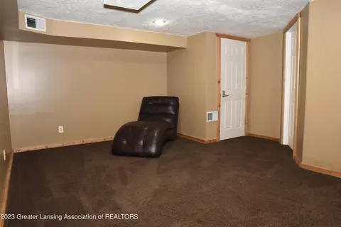 5550 Marsh Rd, Haslett, MI 48840 photo 20