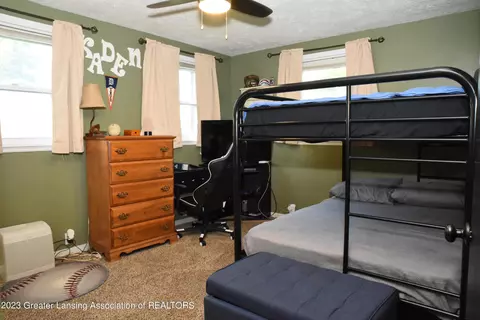 5550 Marsh Rd, Haslett, MI 48840 photo 11