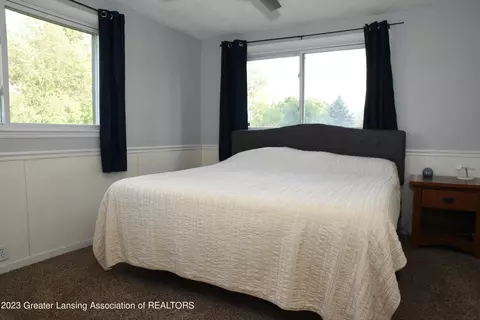 5550 Marsh Rd, Haslett, MI 48840 photo 9