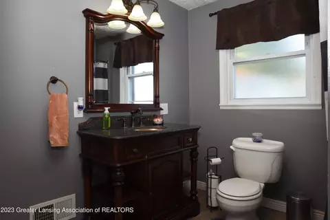 5550 Marsh Rd, Haslett, MI 48840 photo 13