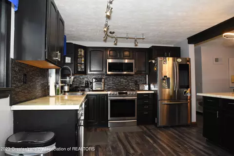 5550 Marsh Rd, Haslett, MI 48840 photo 2