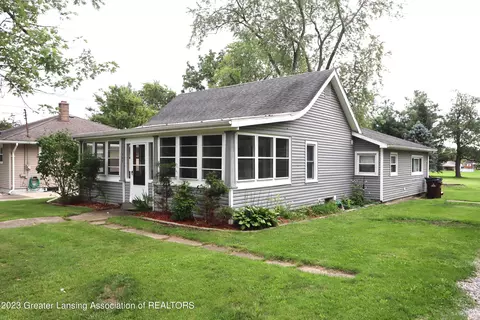 405 W Howe Ave, Lansing, MI 48906