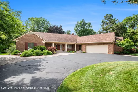 708 Applegate Ln, East Lansing, MI 48823