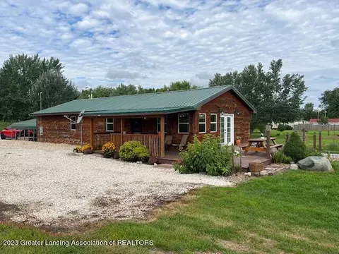 7721 S M 66 Hwy, Nashville, MI 49073