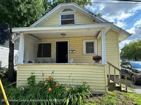 1139 Kingsley Ct, Lansing, MI 48915