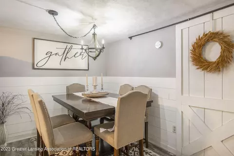 204 E Baldwin St, Saint Johns, MI 48879 photo 12