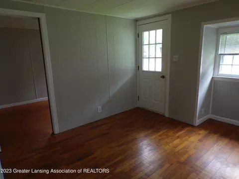 404 W 3rd St, Charlotte, MI 48813 photo 5