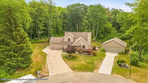 2151 Theresa Ave, Dewitt, MI 48820