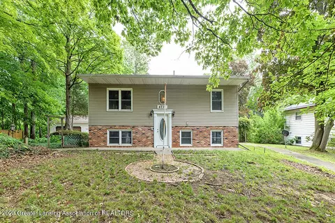 6737 Kingdon Ave, Holt, MI 48842
