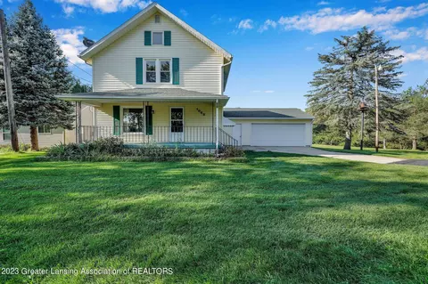 1065 E Stoll Rd, Lansing, MI 48906