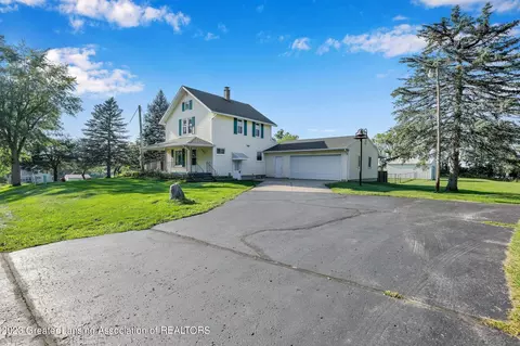 1065 E Stoll Rd, Lansing, MI 48906 photo 5