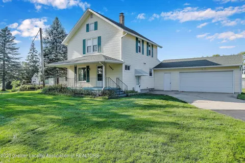 1065 E Stoll Rd, Lansing, MI 48906 photo 3