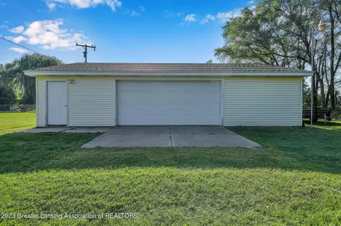 1065 E Stoll Rd, Lansing, MI 48906 photo 34