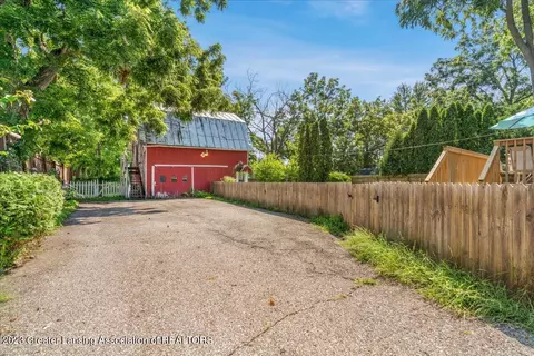 306 E Kent St, Grand Ledge, MI 48837 photo 27