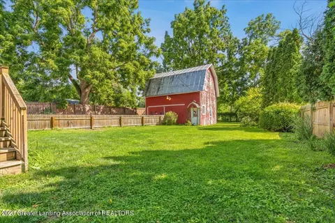 306 E Kent St, Grand Ledge, MI 48837 photo 22