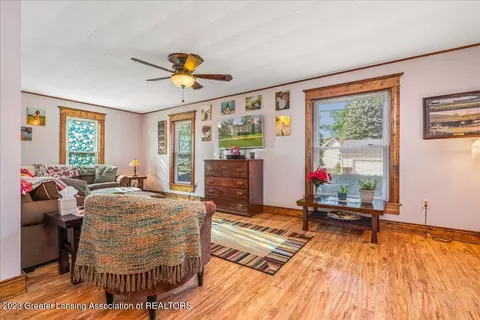 306 E Kent St, Grand Ledge, MI 48837 photo 6