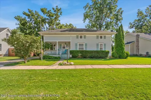 306 E Kent St, Grand Ledge, MI 48837