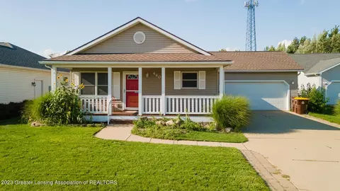 4402 Yarrow Dr, Holt, MI 48842