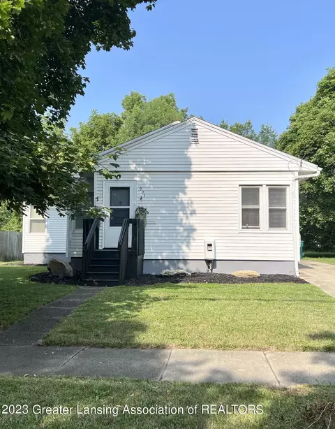901 N Jenison Ave, Lansing, MI 48915