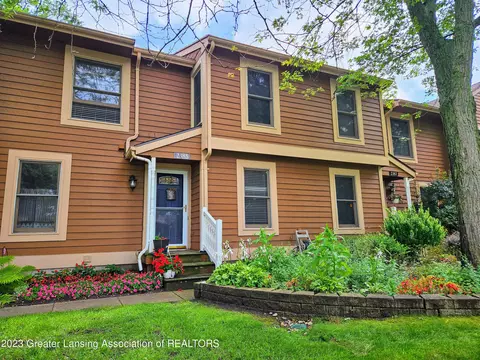 2385 N Wild Blossom Ct #110, East Lansing, MI 48823