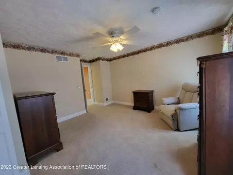 5724 High St, Bath, MI 48808 photo 13