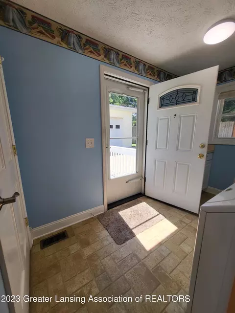 5724 High St, Bath, MI 48808 photo 19