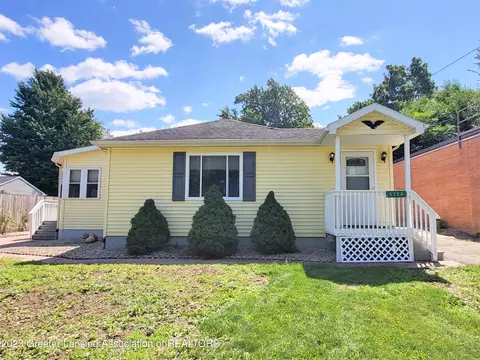 5724 High St, Bath, MI 48808